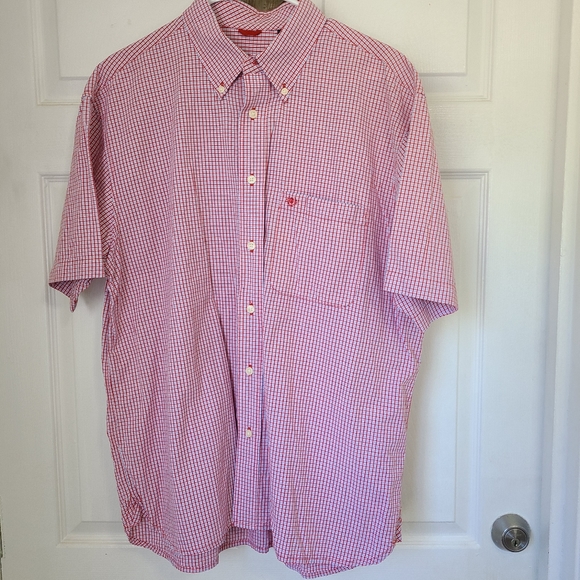 Izod Men's Classic Short Sleeve Button Down Shirt, Size: Large Color:  Red - Picture 1 of 11